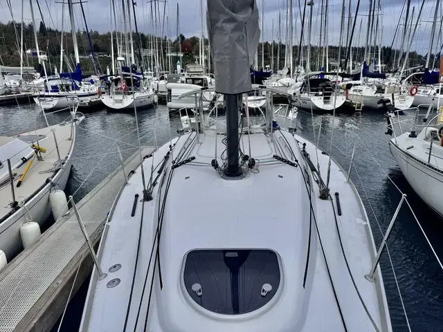 Beneteau 10R