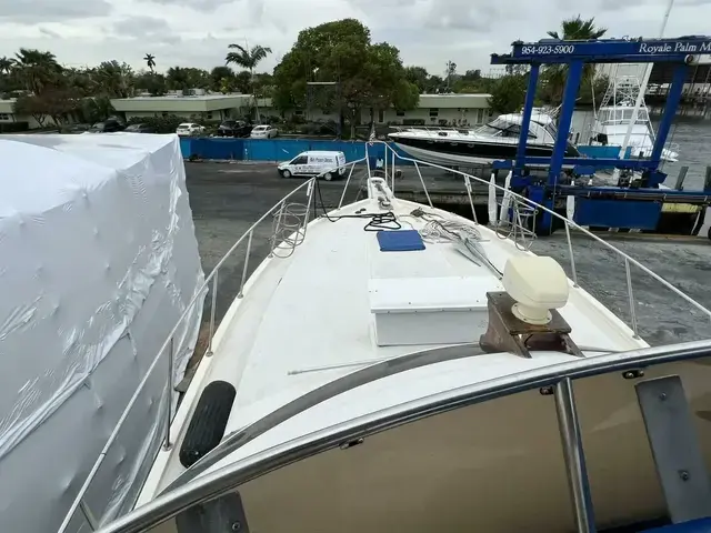 Californian 42 Motor Yacht