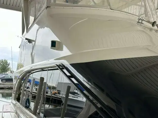 Ocean Yachts 48 Convetible