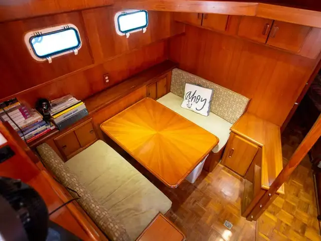 Jefferson 46 Sundeck