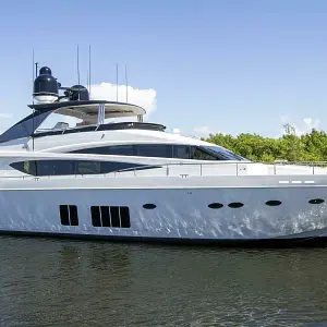 2011 Princess 85