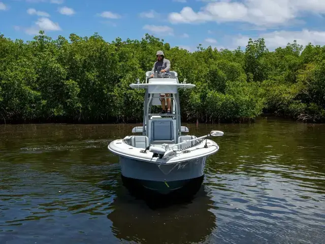 Yellowfin 26 Hybrid