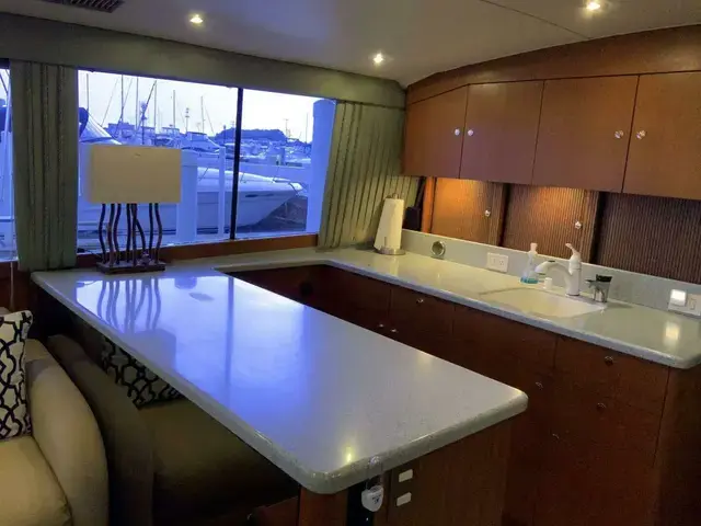 Ocean Yachts 48 Convetible