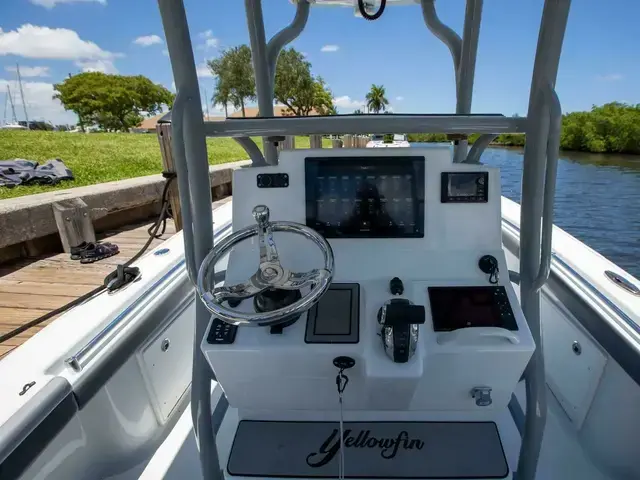 Yellowfin 26 Hybrid