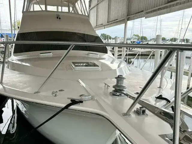 Ocean Yachts 48 Convetible