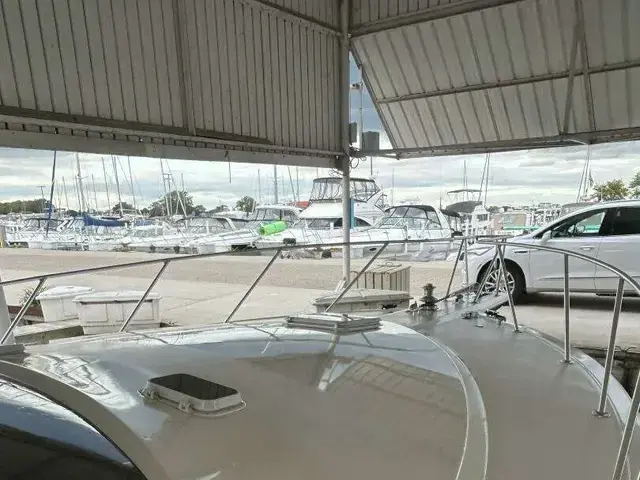 Ocean Yachts 48 Convetible