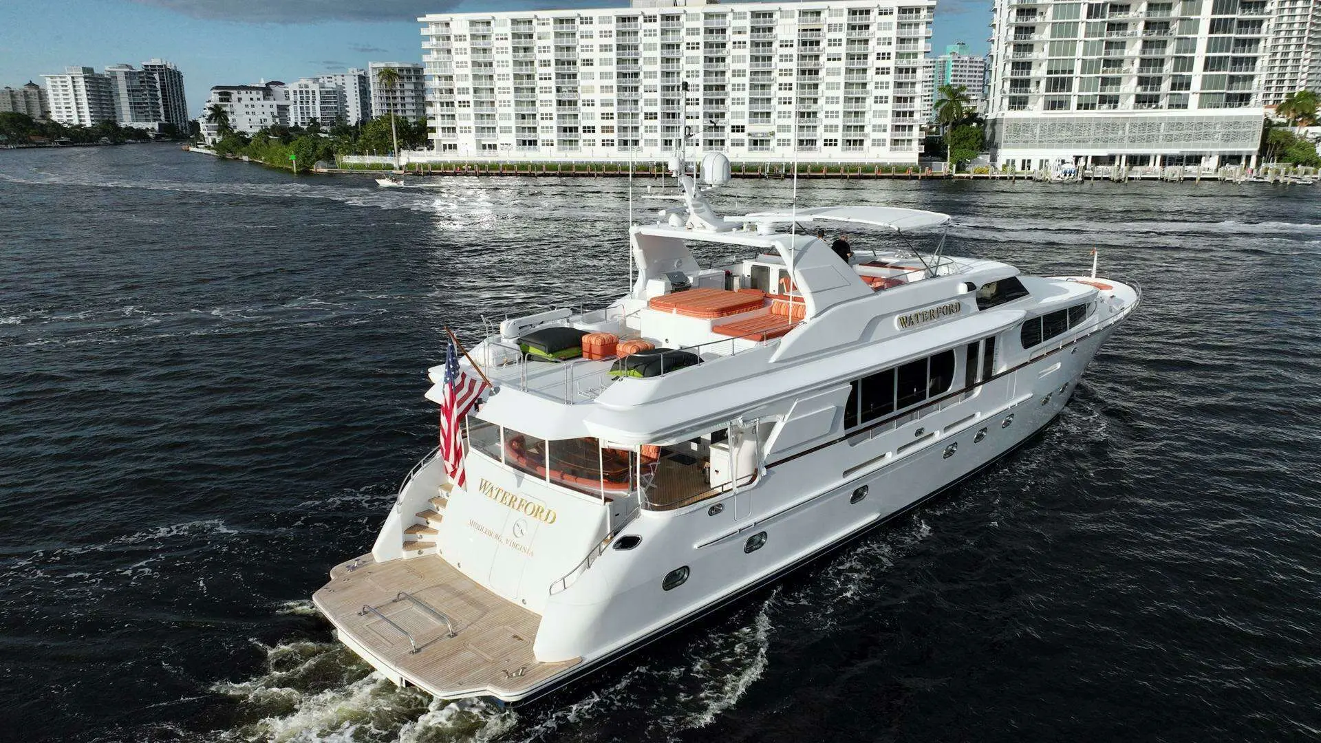 2001 Sovereign 109 motor yacht