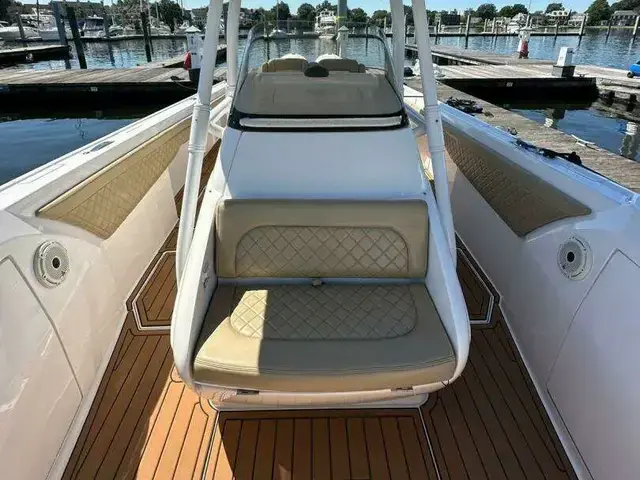 Intrepid Boats 345 Nomad SE