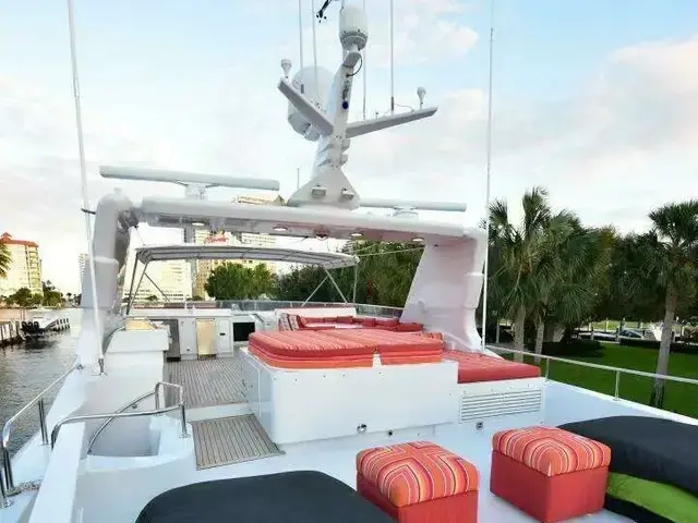 Sovereign 109 Motor Yacht