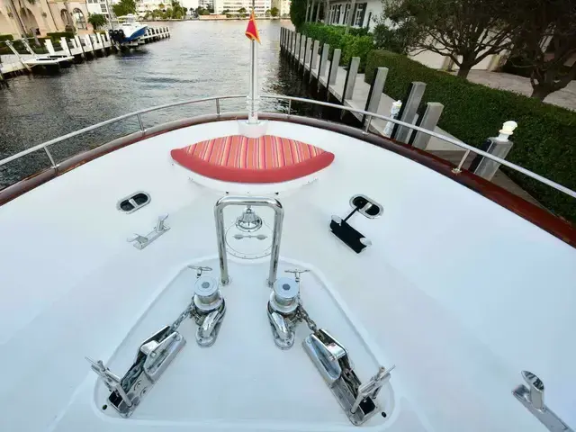 Sovereign 109 Motor Yacht