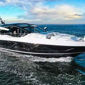 2020 Sunseeker Predator 74