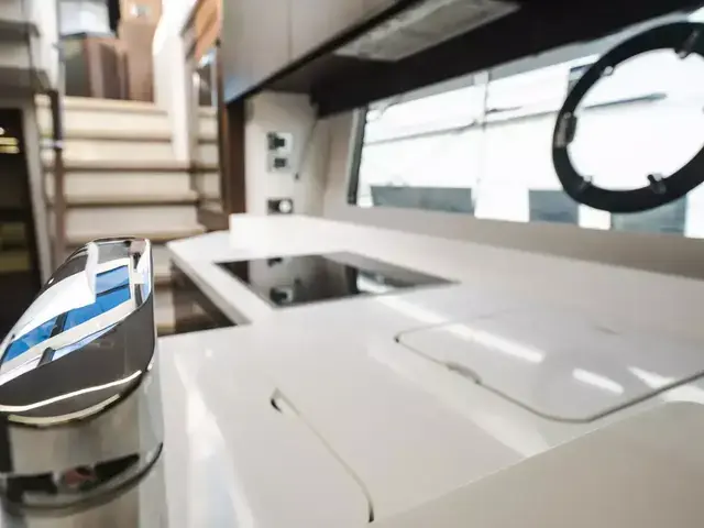 Sunseeker Predator 74