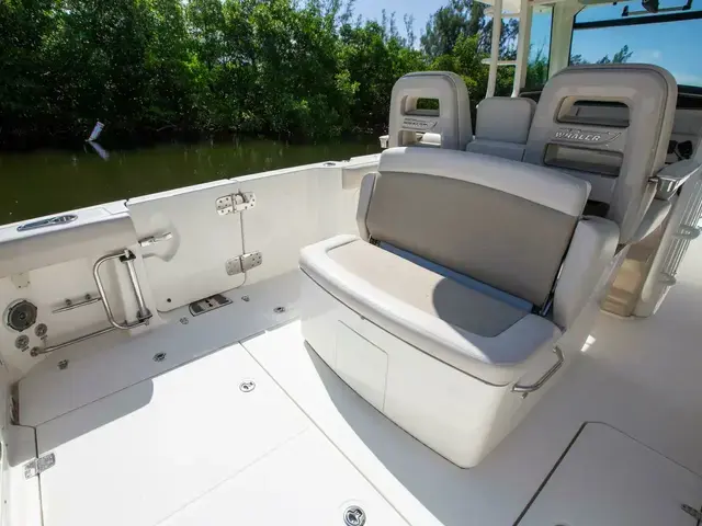 Boston Whaler 330 Outrage