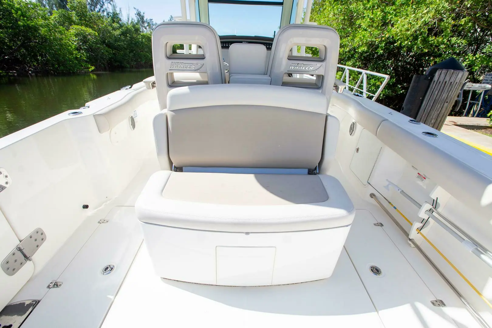 2017 Boston Whaler 330 outrage