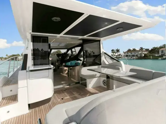 Azimut S6