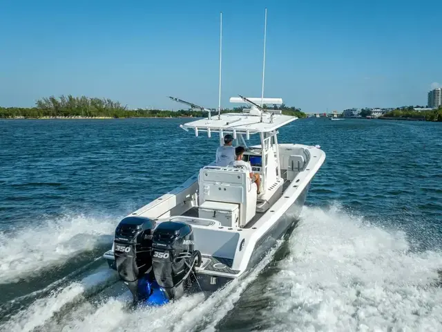 Invincible Boats 33 Open Fisherman