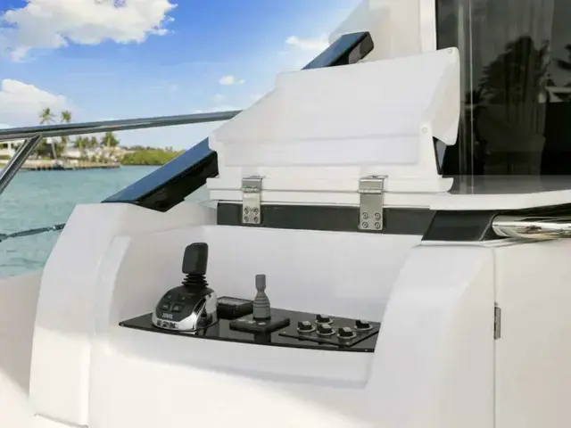 Azimut S6