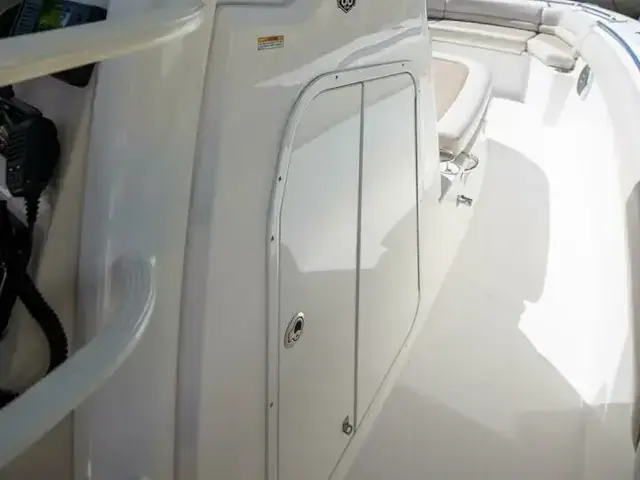 Boston Whaler 330 Outrage