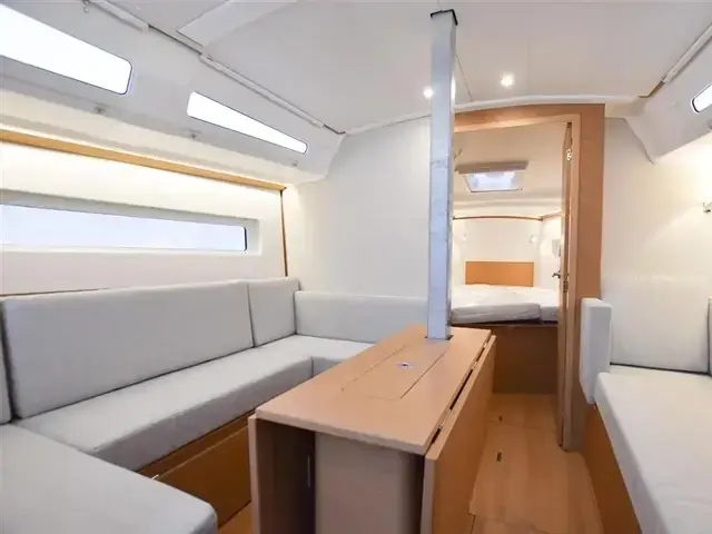 Jeanneau Sun Odyssey 380