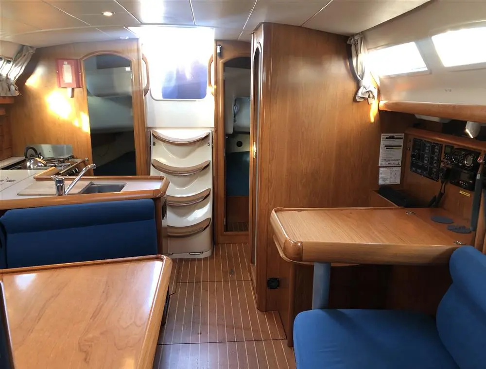 2001 Jeanneau sun odyssey 37