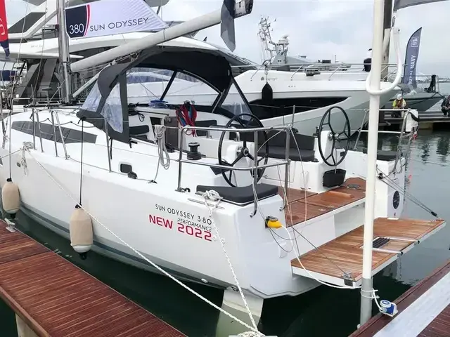 Jeanneau Sun Odyssey 380