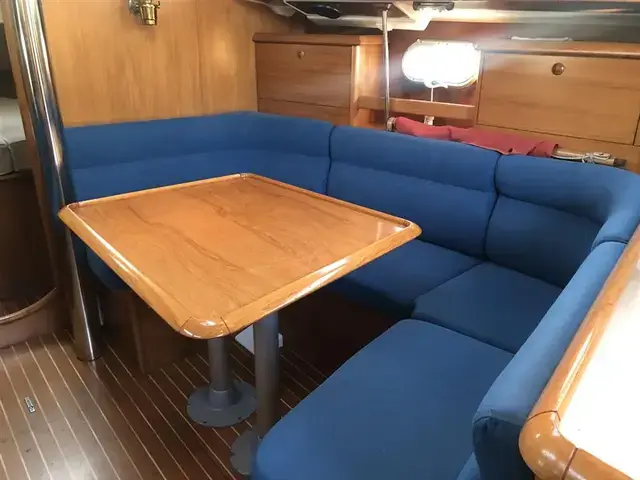 Jeanneau Sun Odyssey 37