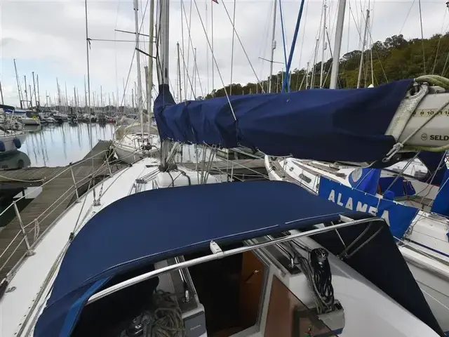 Bavaria 32