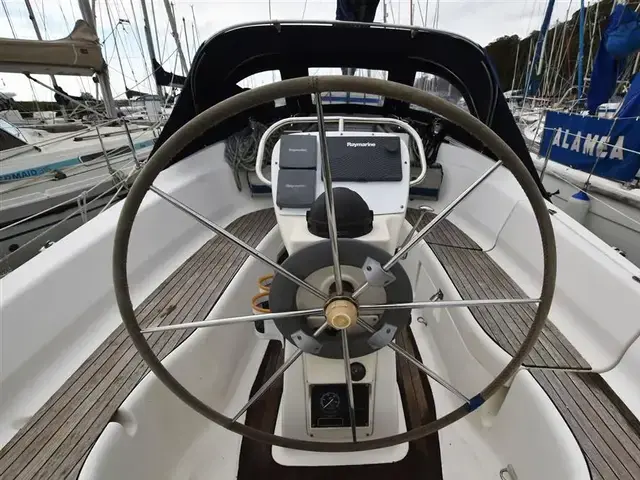 Bavaria 32