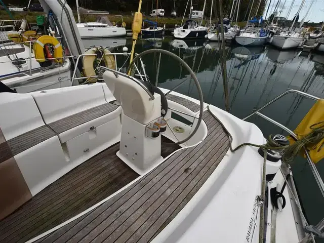 Bavaria 32