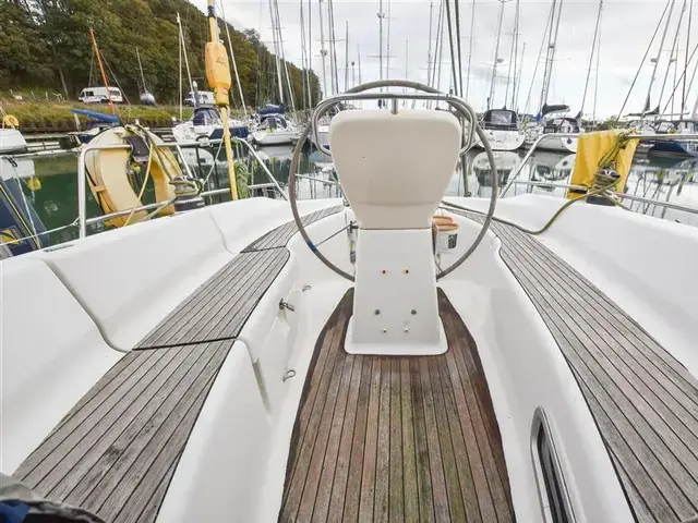 Bavaria 32