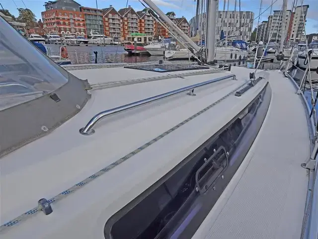 Bavaria 33 Cruiser