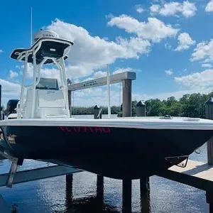 2015 Yellowfin 24 Bay CE