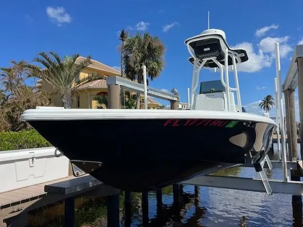 2015 Yellowfin 24 bay ce