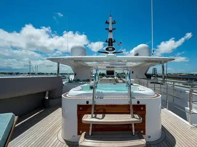 Majesty 140