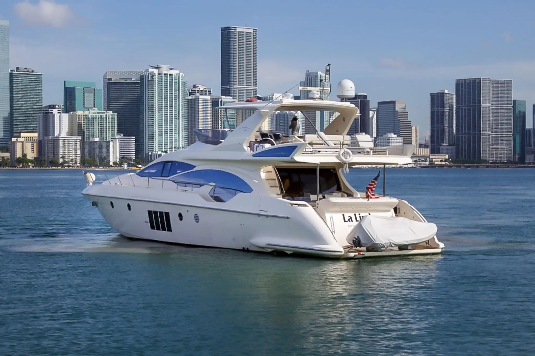 2011 Azimut 70