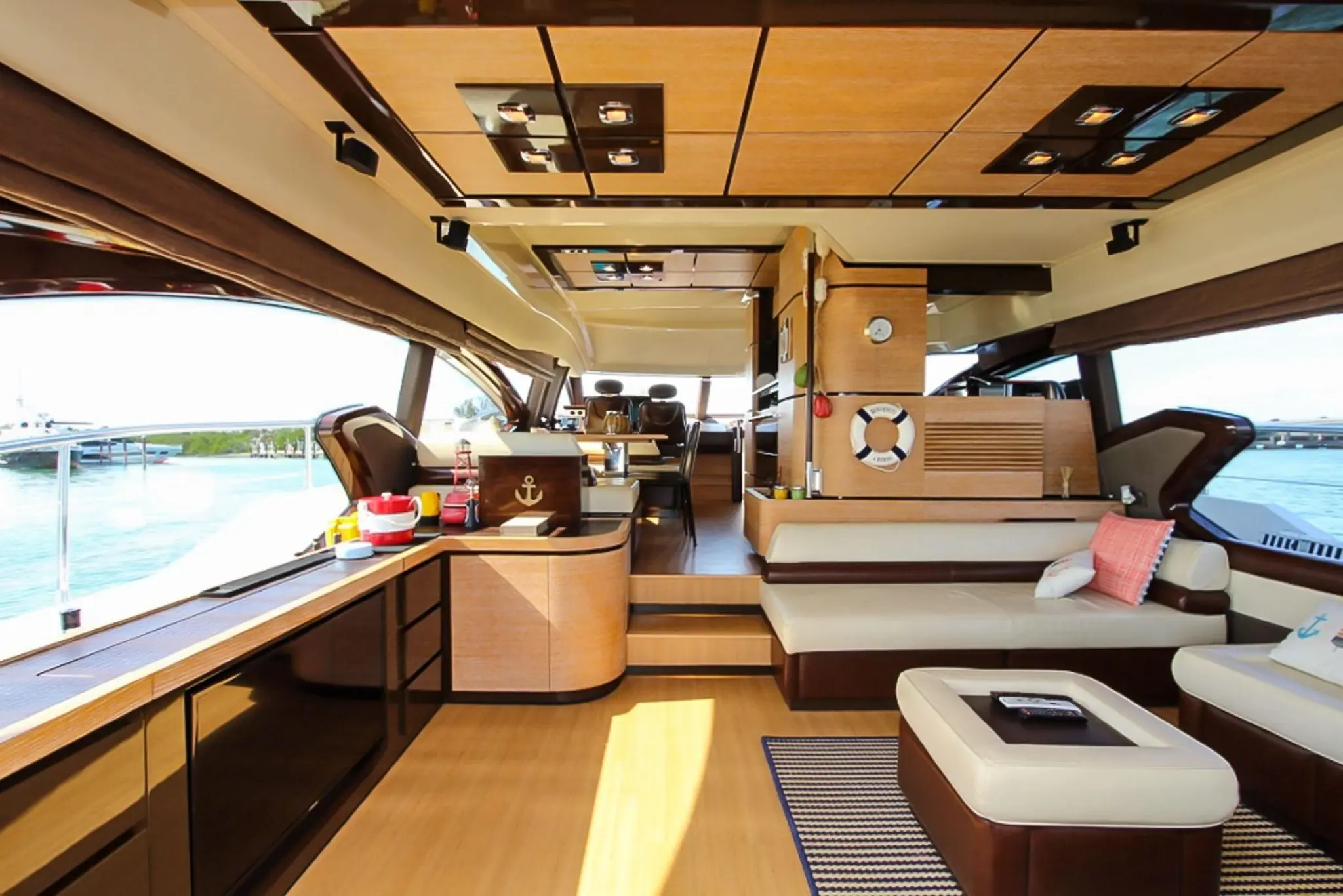 2011 Azimut 70