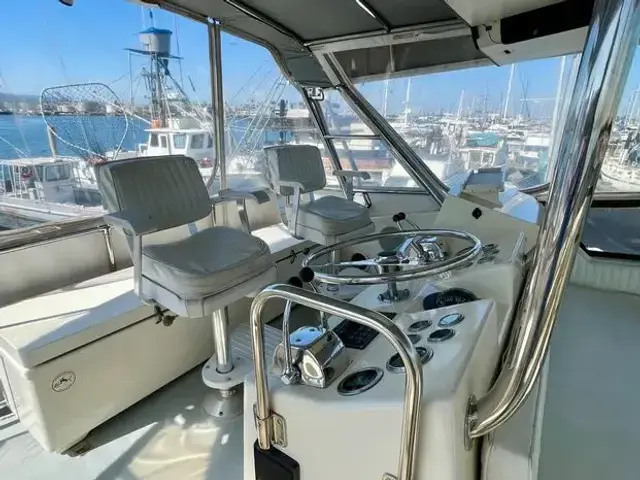 Hatteras 52 Convertible