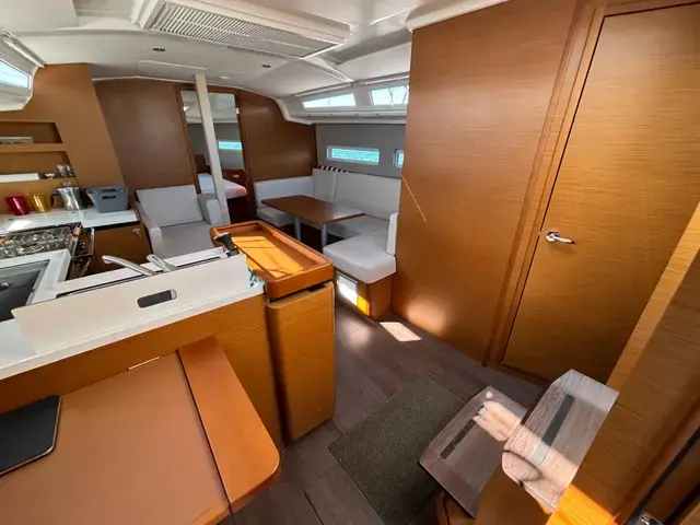 Jeanneau Sun Odyssey 410