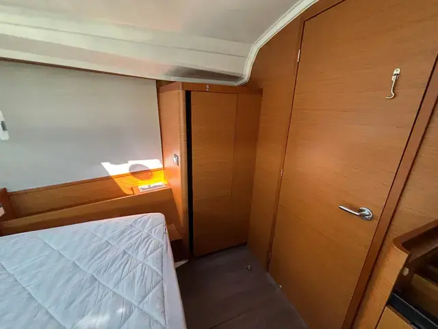 Jeanneau Sun Odyssey 410