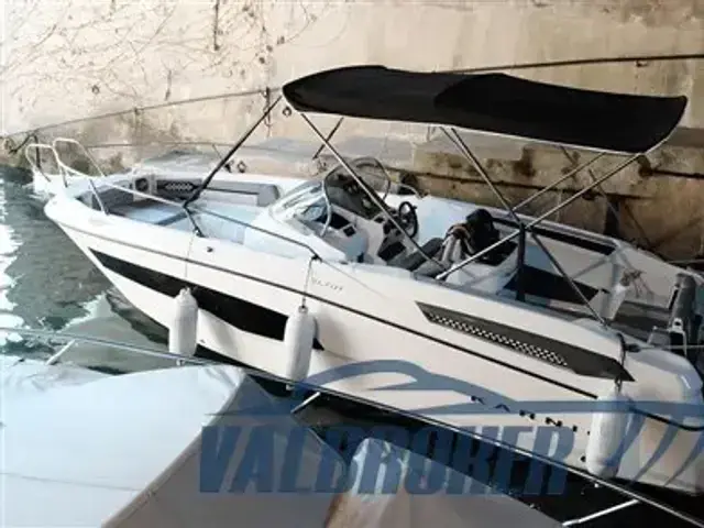 Karnic Boats 701 SL for sale in Italy for €75,000 ($80,552)