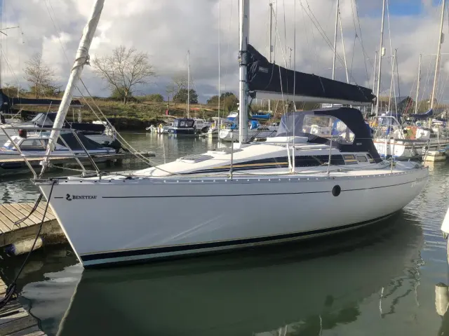 1989 Beneteau first 285