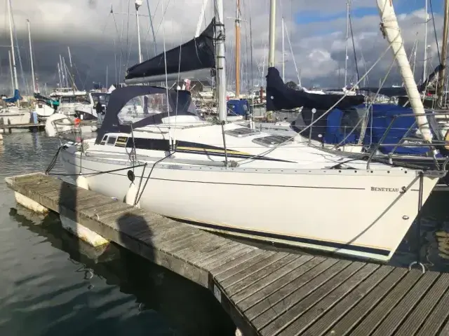 Beneteau First 285