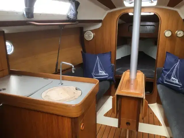 Beneteau First 285