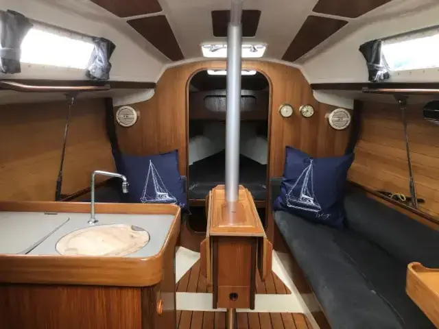 Beneteau First 285