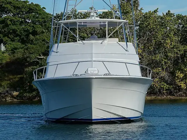 Hatteras 68 Convertible