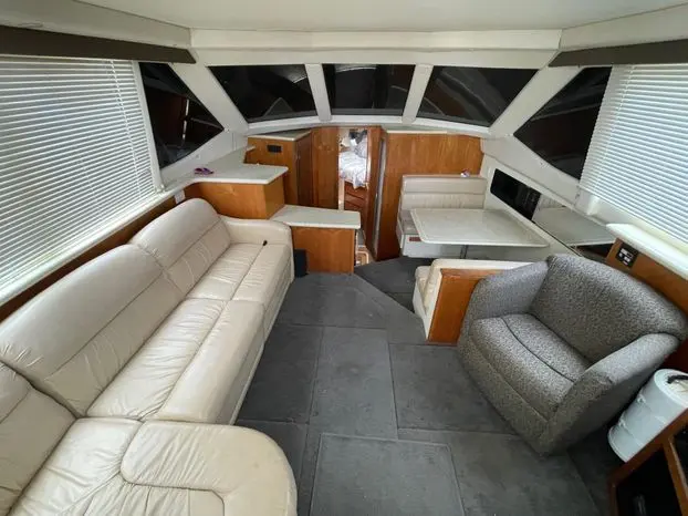 1999 Carver 356 aft cabin motor yacht