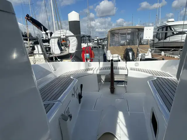 Beneteau Oceanis Clipper 323