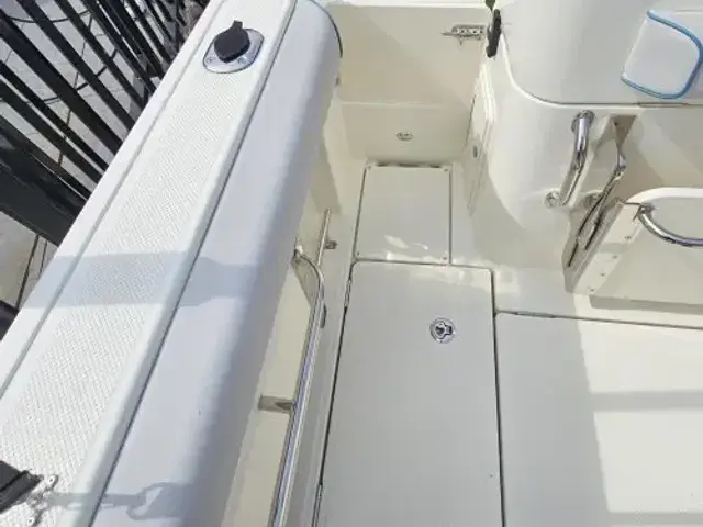 Quicksilver 805 Pilothouse