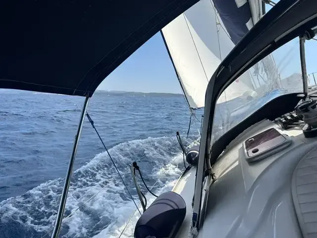 Bavaria 38