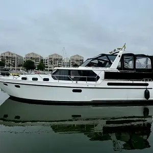 1998 Explorer 44